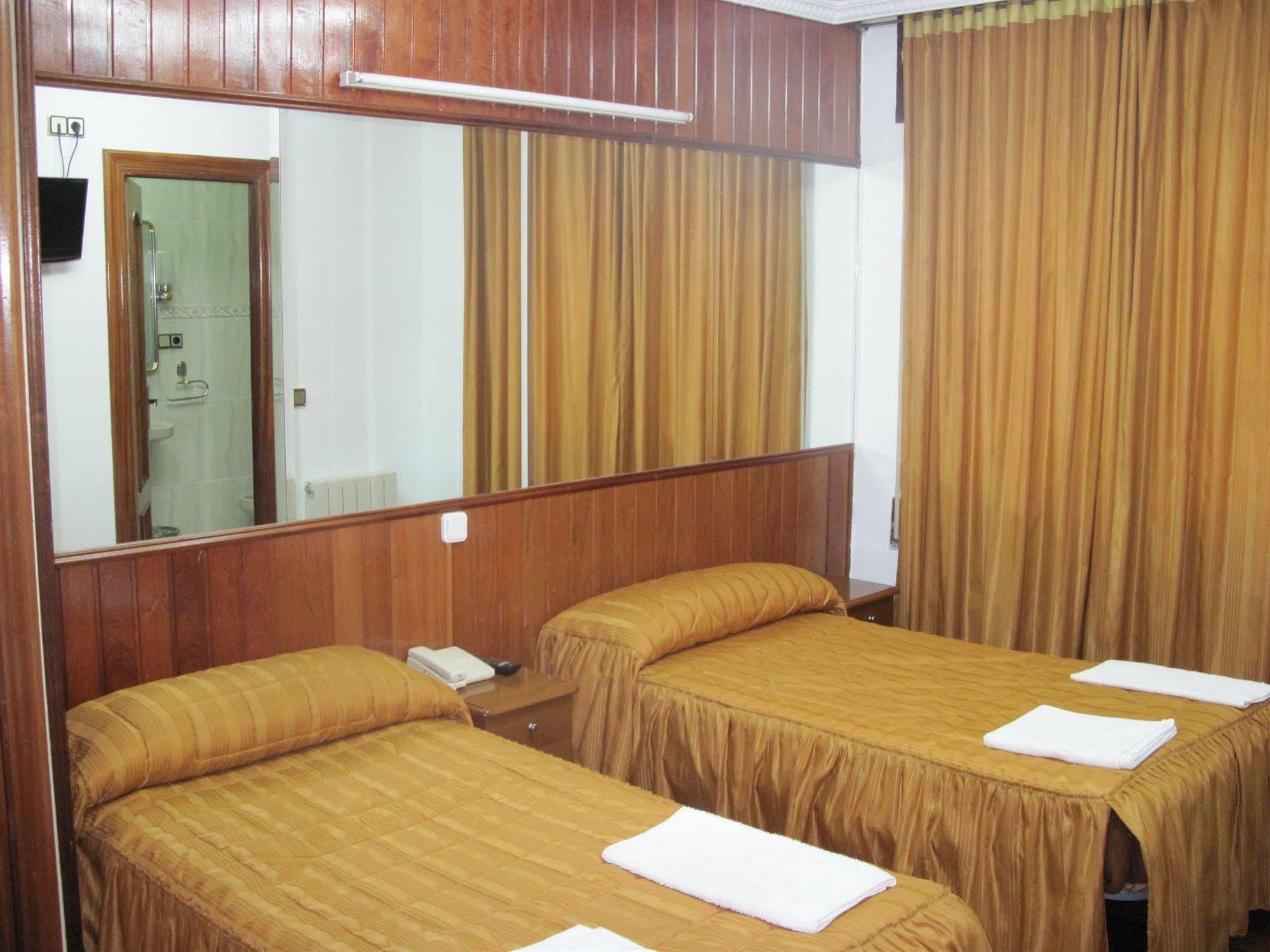 Hotel Antoyana Santander Luaran gambar